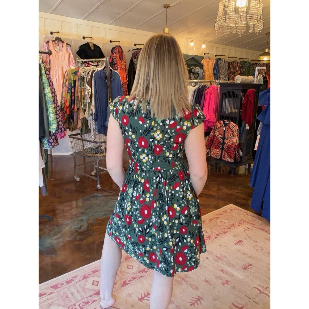 Modcloth Green Floral A-Line Dress Pleated Cap Sleeves Pockets Sz S Lined - Picture 3 of 4